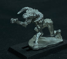 Load image into Gallery viewer, 58-2461:  Greshnar Quadraped
