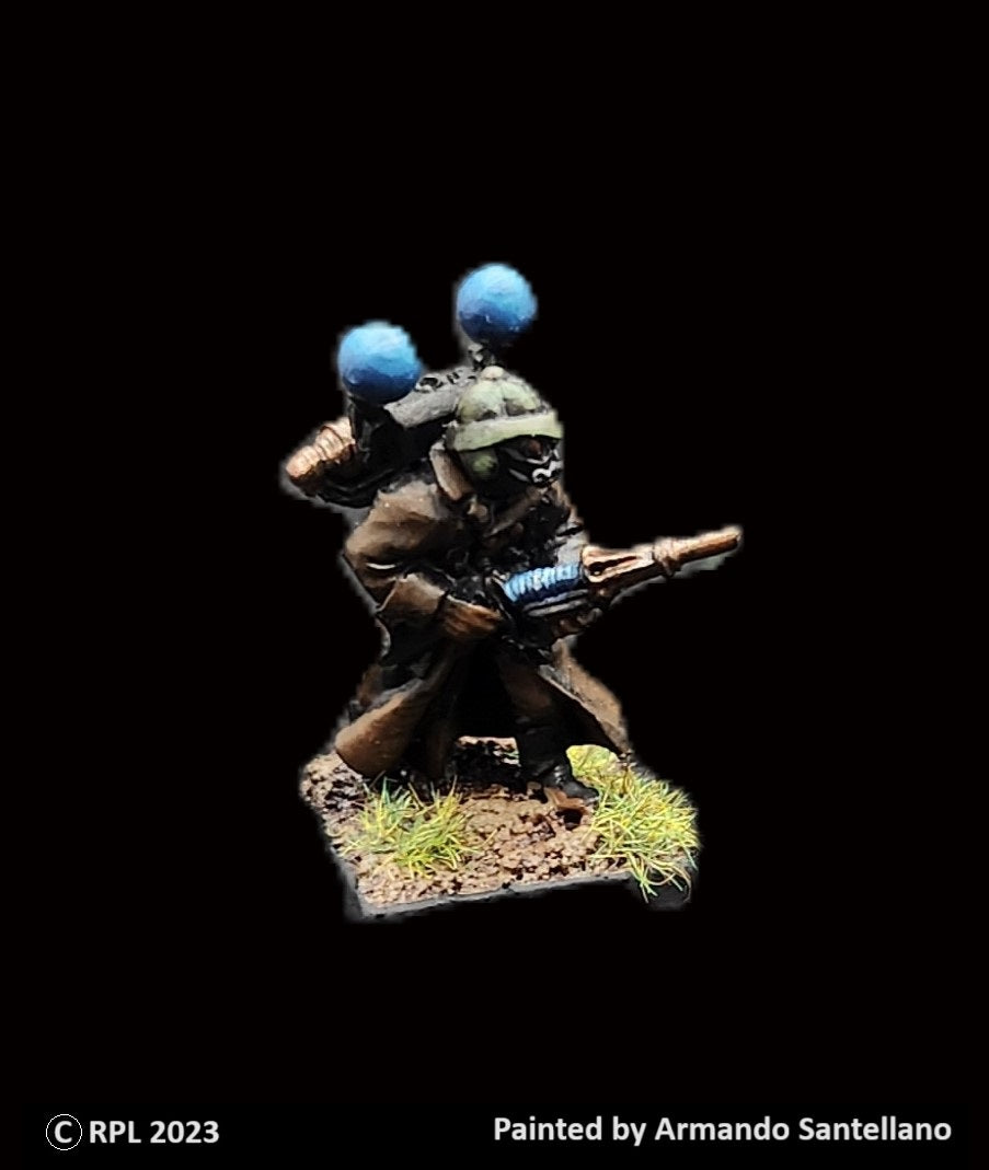 59-0122:  Sentry with Diabolic Weapon, Advancing Left, Weapon Forward