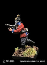 Load image into Gallery viewer, 59-0483:  Fusilier Officer with Pistol Drawn
