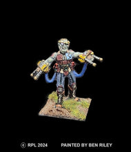 Load image into Gallery viewer, 59-0622:  Promethian Assault Troop, Left Arm Raised
