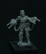 Load image into Gallery viewer, 59-0622:  Promethian Assault Troop, Left Arm Raised
