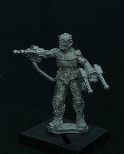 Load image into Gallery viewer, 59-0623:  Promethian Assault Troop, Right Arm Raised
