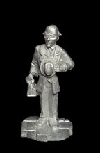 Load image into Gallery viewer, 59-1302:  Doctor with Medical Bag
