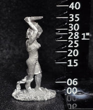 Load image into Gallery viewer, 59-1309:  Young Woman, Attacking with Dagger
