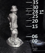 Load image into Gallery viewer, 59-1311:  Golfer
