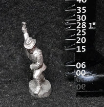 Load image into Gallery viewer, 59-1326:  Thug Attacking with Blackjack
