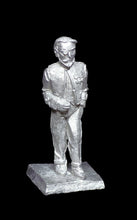 Load image into Gallery viewer, 59-1332:  Soldier at Attention
