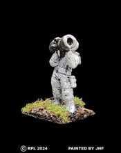 Load image into Gallery viewer, 59-1921: Galactic Grenadier with Missile Launcher
