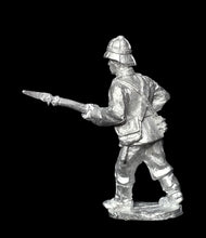 Load image into Gallery viewer, 59-2011: Victorian British Riflemen Without Gas Masks, Advancing Left
