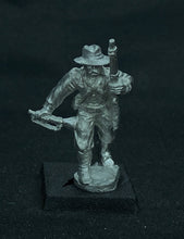 Load image into Gallery viewer, 59-3084:  Victorian American Officer Advancing, with Horn, Slouch Hat
