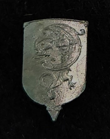 97-0270:  Arthurian Shield [x12]