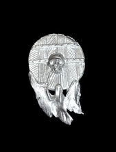 Load image into Gallery viewer, 97-4117:  Round Wooden Shield with Skull and Cloth Drape [x12]
