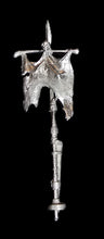 Load image into Gallery viewer, 97-9505:  Large Ragged Standard [x1]
