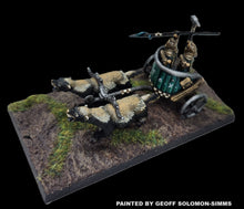 Load image into Gallery viewer, 98-1392: Armored Halfling Badger Chariot [1]
