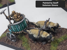 Load image into Gallery viewer, 98-1392: Armored Halfling Badger Chariot [1]
