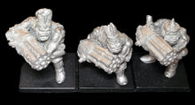 Load image into Gallery viewer, 98-2137:  Giant Ogre Mercenaries with Volley Guns [3]
