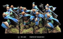 Load image into Gallery viewer, 98-2804: Thunderbolt Elf Warriors with Axes [12]
