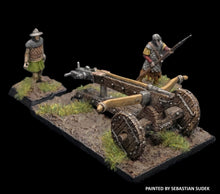 Load image into Gallery viewer, 98-5182: Arthurian Ballista and Crew [1]
