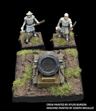 Load image into Gallery viewer, 98-5185: Arthurian Mortar and Crew [1]
