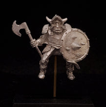 Load image into Gallery viewer, 50-0835:  Ogre Cavalryman with Axe and Shield [rider only]
