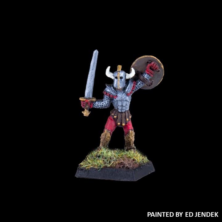 51-0501:  Chaos Acolyte with Sword and Round Shield