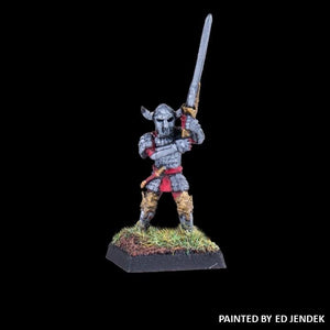 51-0507:  Chaos Acolyte with Greatsword, Raised