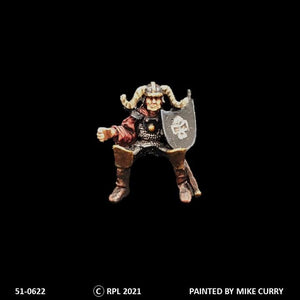 51-0622:  Chaos Acolyte Cavalry, Jousting Shield, Horned Helm [rider only]