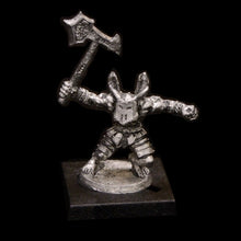 Load image into Gallery viewer, 51-0162:  Orc Warlord Gaxken LukcokVich, with Trbo the Axe
