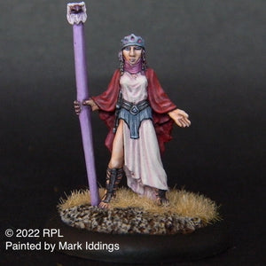 52-0653:  Priestess with Staff in Right Hand, Wearing Crown