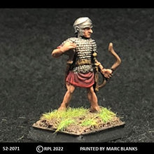 Load image into Gallery viewer, 52-2071:  Hoplite Archer I, Reloading
