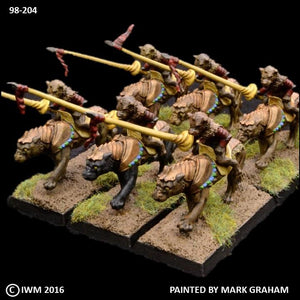 98-0204:  Gnoll Warcat Cavalry