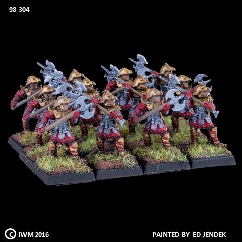 98-0304:  Chaos Acolytes with Great Axes Regiment